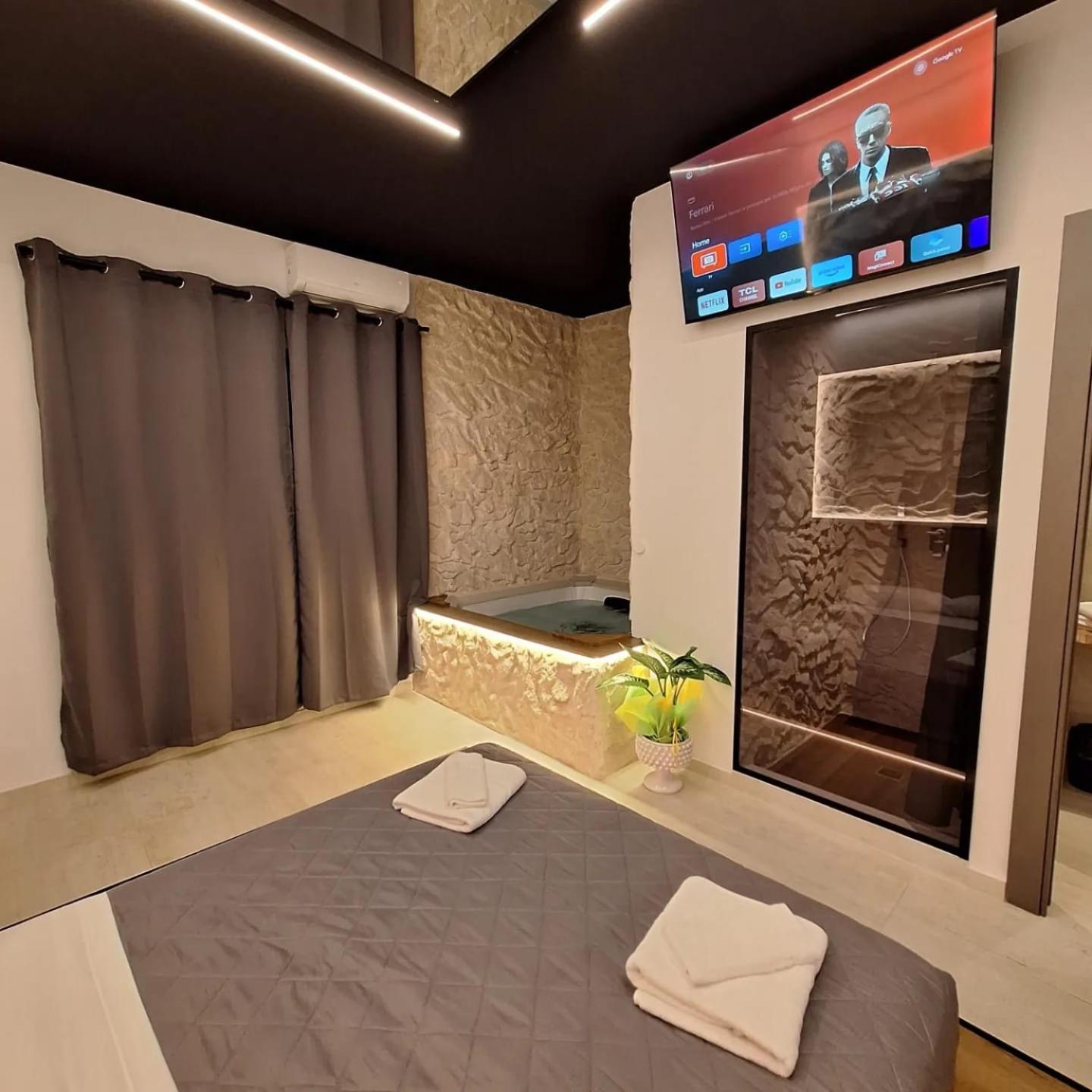 Dark & Light Rooms & Luxury Suites Catánia Buitenkant foto